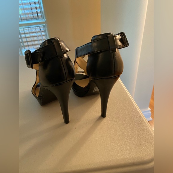 Nine West leather sandals, size 5 - Picture 4 of 7